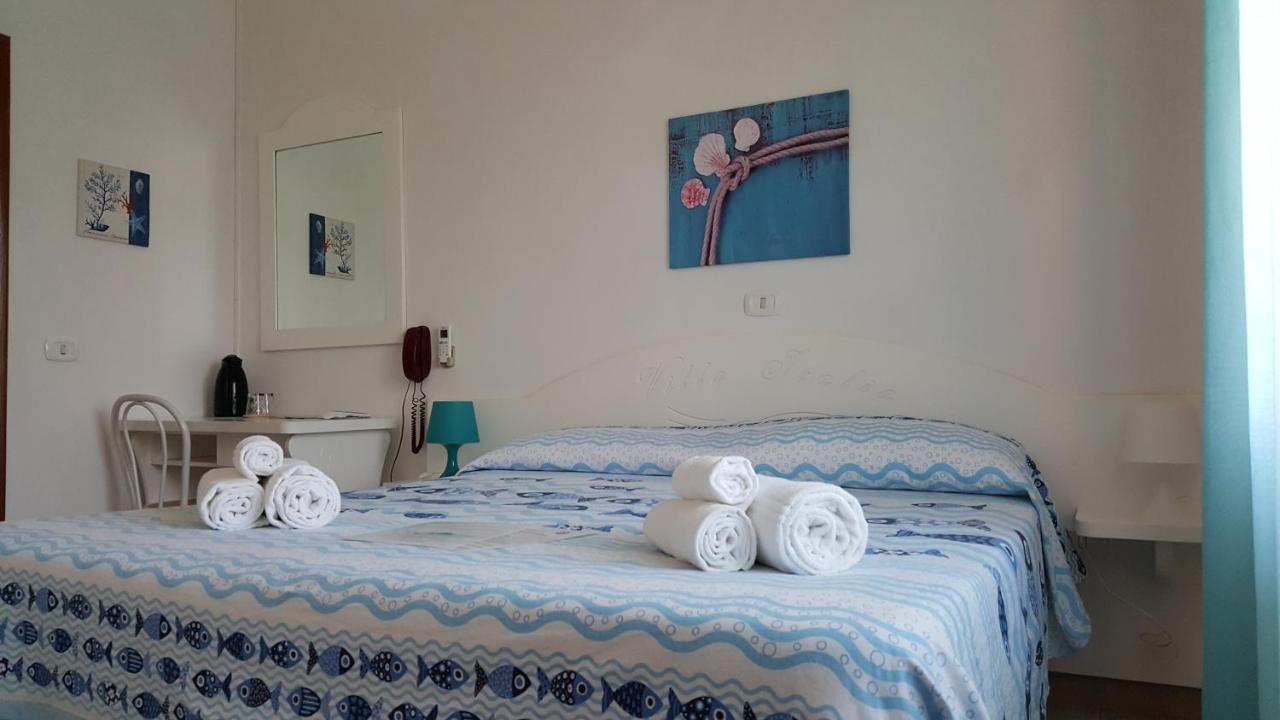 Hotel Villa Italia B&B Порто-Аццурро Екстер'єр фото